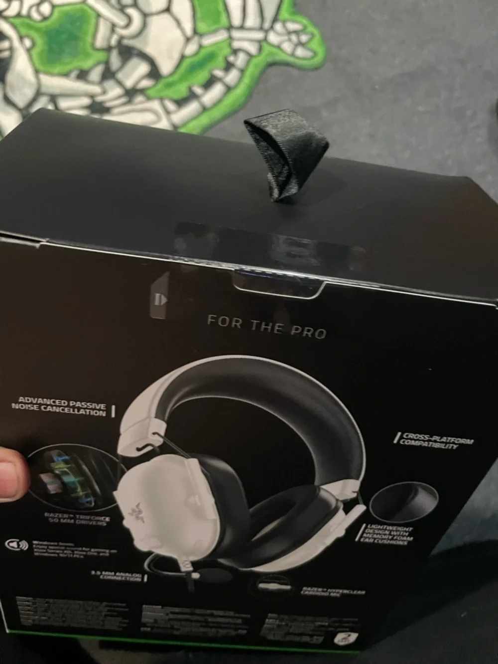 Razer Black Gaming Headset Box in Black with Green Accent